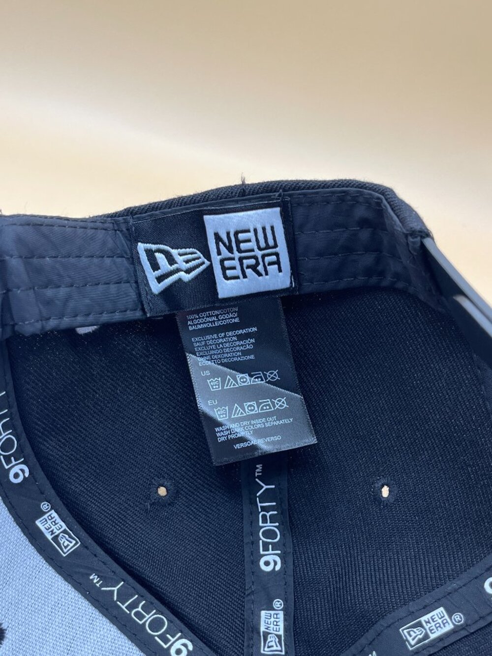 New Era 9FORTY New York Yankees Classic BlackNavy Baseball Cap - Picture 5 of 5